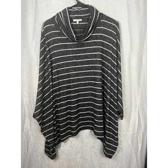 Maurices Over Sized Sweater Top Sz S/M Black/White Short Sleeve Cowl Neck Knit P - Picture 9 of 10